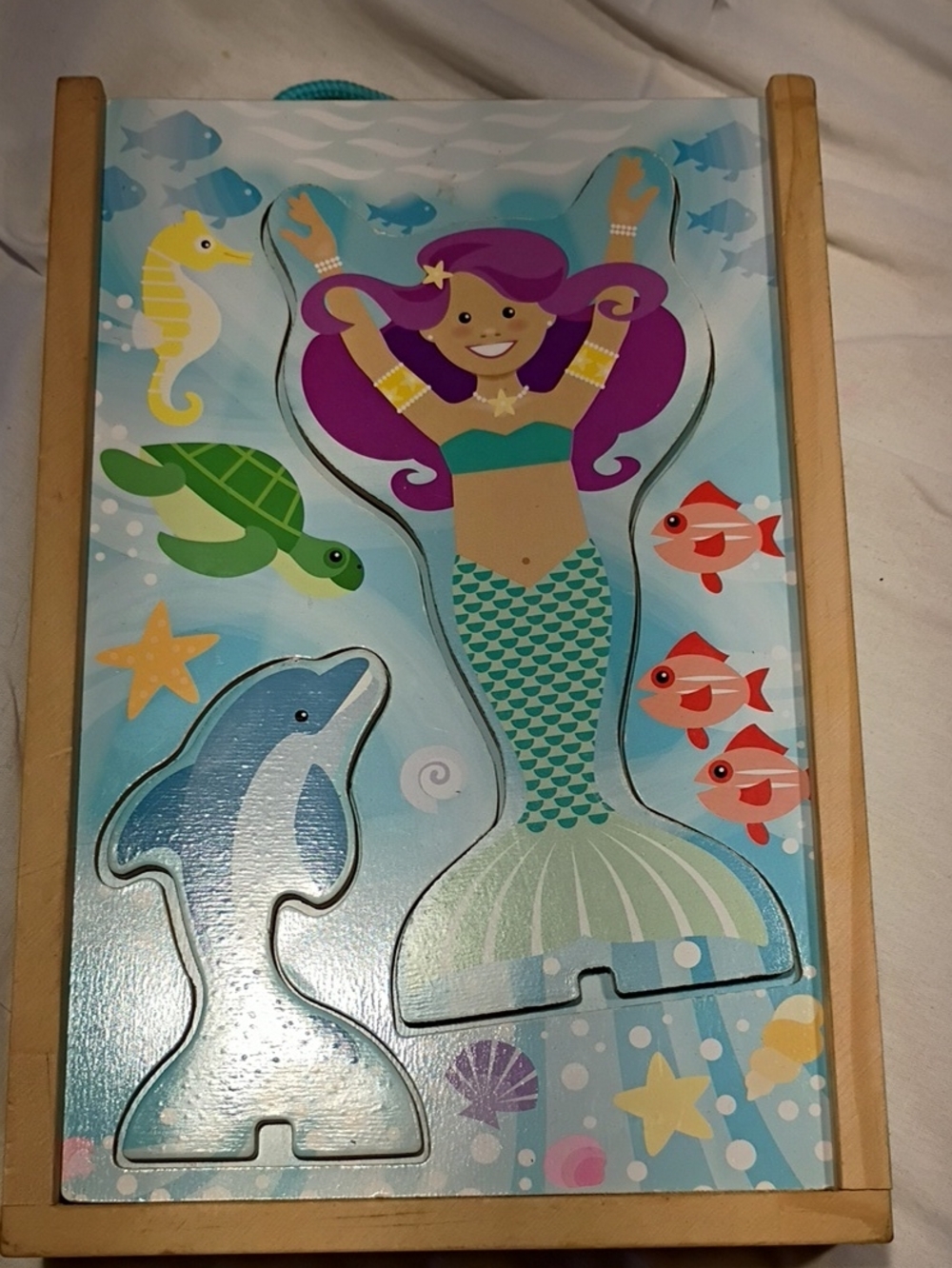 EUC Melissa & Doug Mermaid Wood Magnetic Puzzle Ages 3+ Case with Handle Toy
